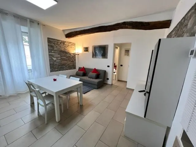 Villa Risveglio Como 0*,  Italia