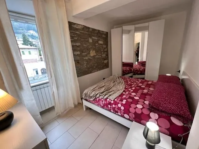 Villa Risveglio Como 0*,  Italia