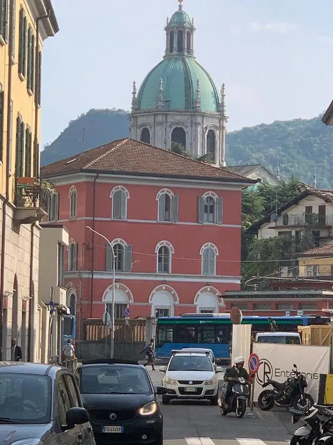 Сasa de vacaciones Villa Risveglio Como Italia