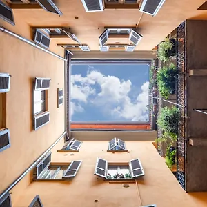 Apartamento Relstay - Brera District, Milão