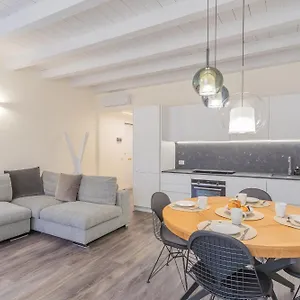  Apartment Modern & Stylish In By Rent